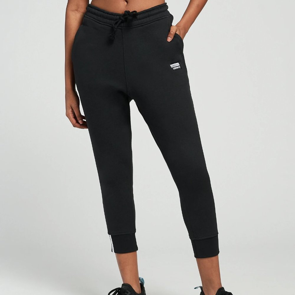 adidas joggers / sweatpants plain black cropped
